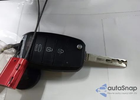 2019 Kia Optima Lx z USA, uszkodzony, nr VIN 5XXGT4L31KG275168